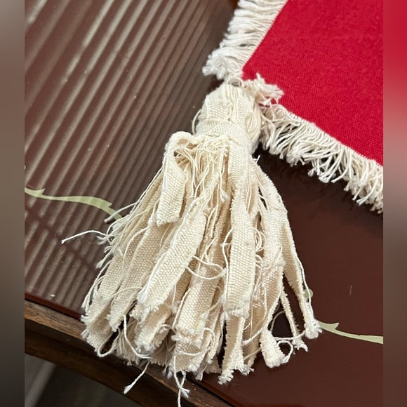 ๐Mud Pie Reversible Holiday Table Runner, 17" x 80", Red and Beige - Picture 9 of 14